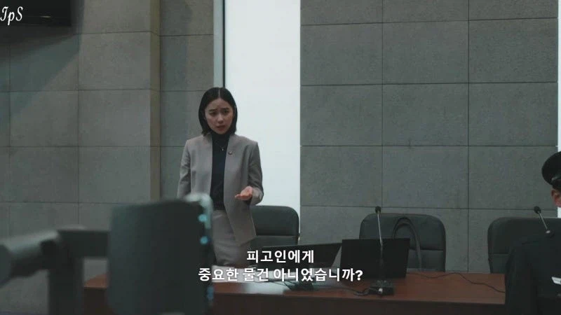 베개를 훔친 노인을 변호하는 변호사_9.webp