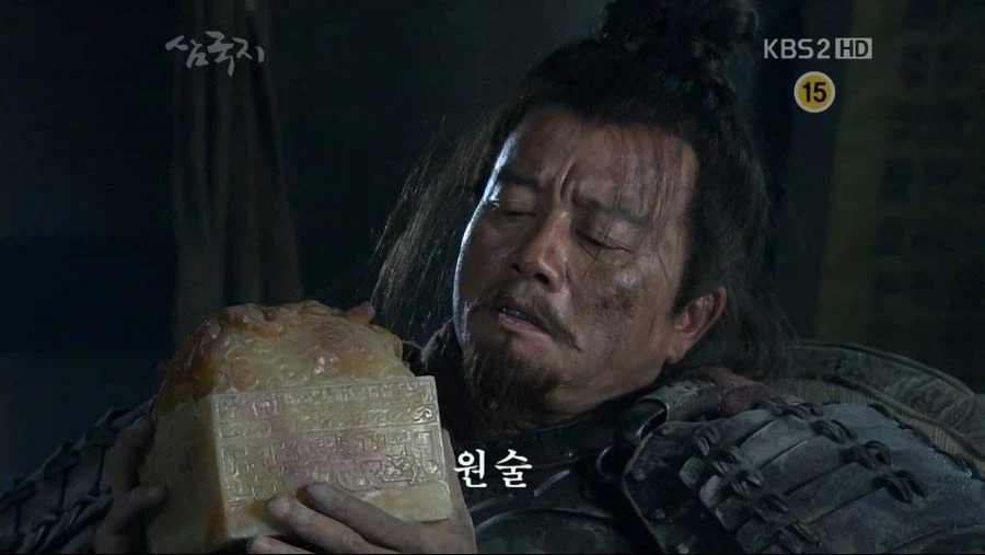 허니브래드를 들고있어도 이상하지않은 캐릭터_1.webp