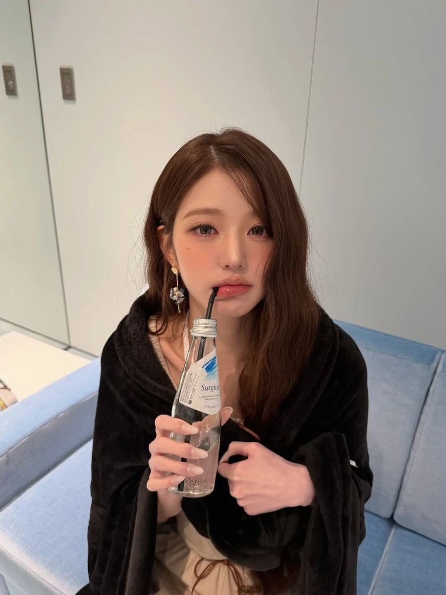 아이브 장원영 데이트 시점_2.webp