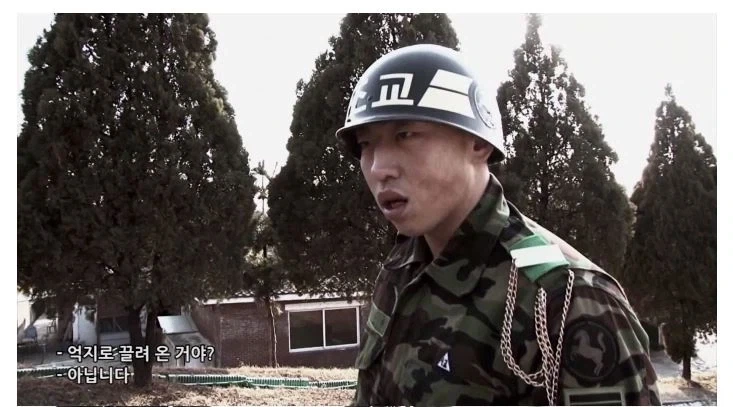 군대에서 일터질떄마다 재조명짤_1.webp