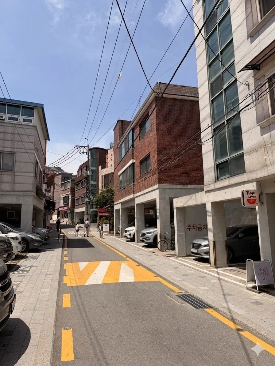 한국 도시경관은 필로티가 다 망친다.jpg_2.webp