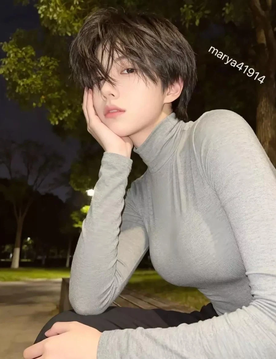 나 숏컷 미인 좋아했네_2.webp