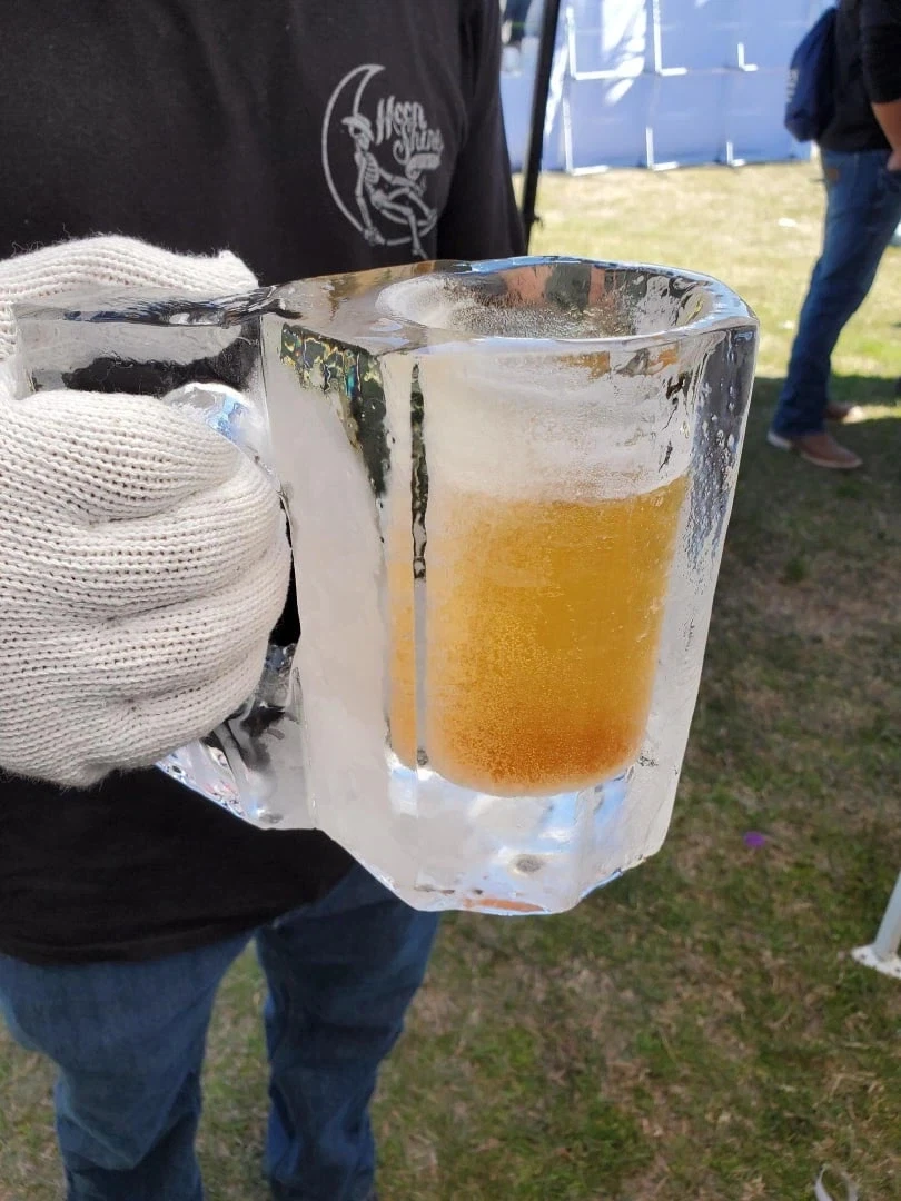 얼음 맥주잔_1.webp