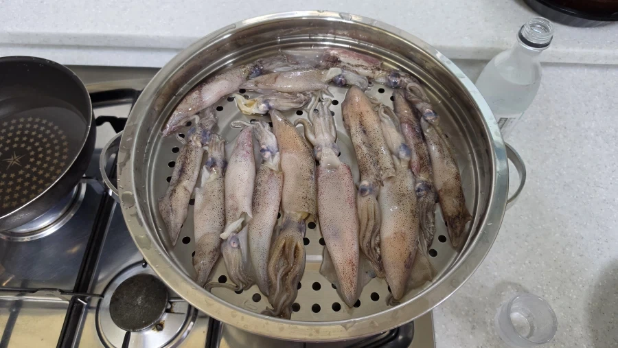 퇴근후 야옹이랑 소소하게 한잔함ㅎㅎ_3.webp
