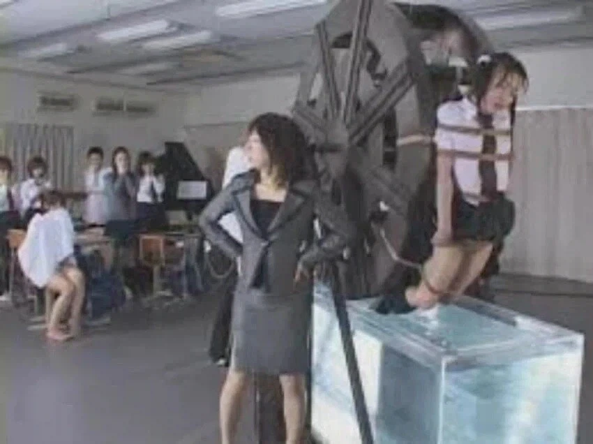 지금은 상상도 못할 학교문화_9.webp