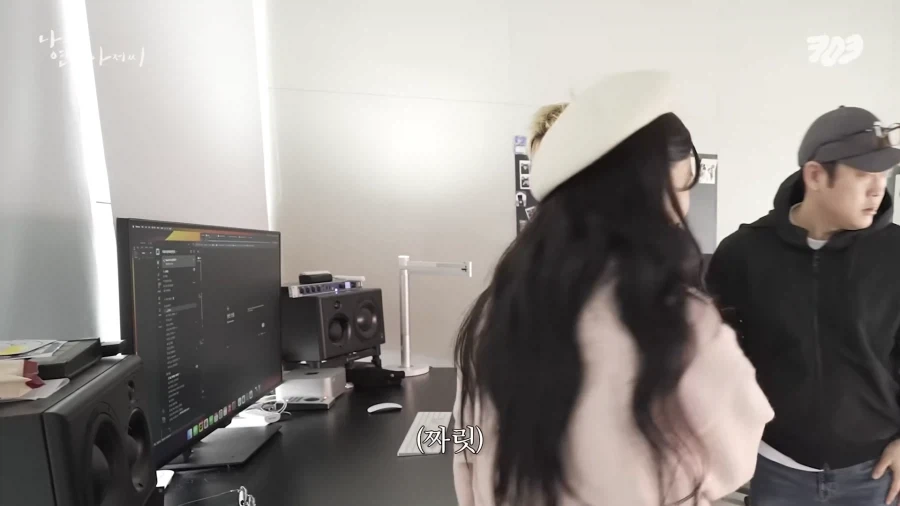 소속 걸그룹에게 진심인게 느껴지는 대표님.jpg_24.webp