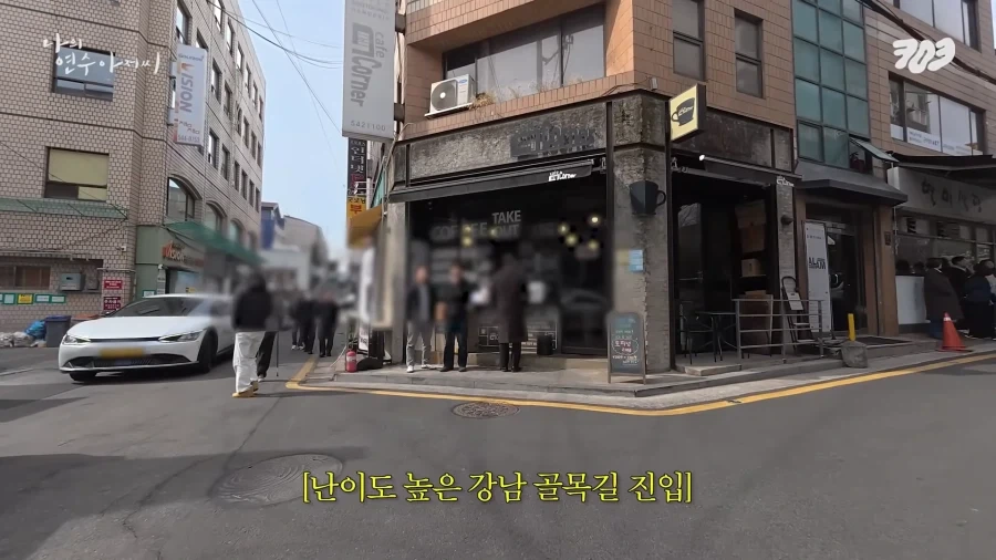 소속 걸그룹에게 진심인게 느껴지는 대표님.jpg_50.webp