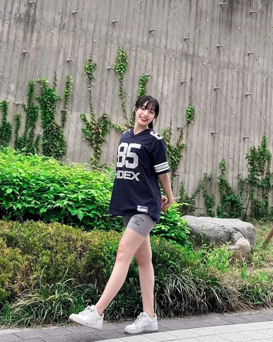 호불호 갈리는 복장 jpg_4.jpg