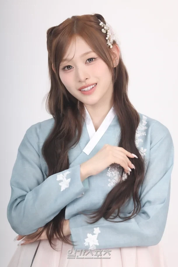 리센느 한복 갸루_1.webp