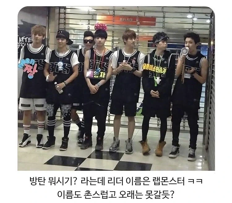 용산전자상가에서 팬미팅하는 하꼬아이돌의 현실_1.webp
