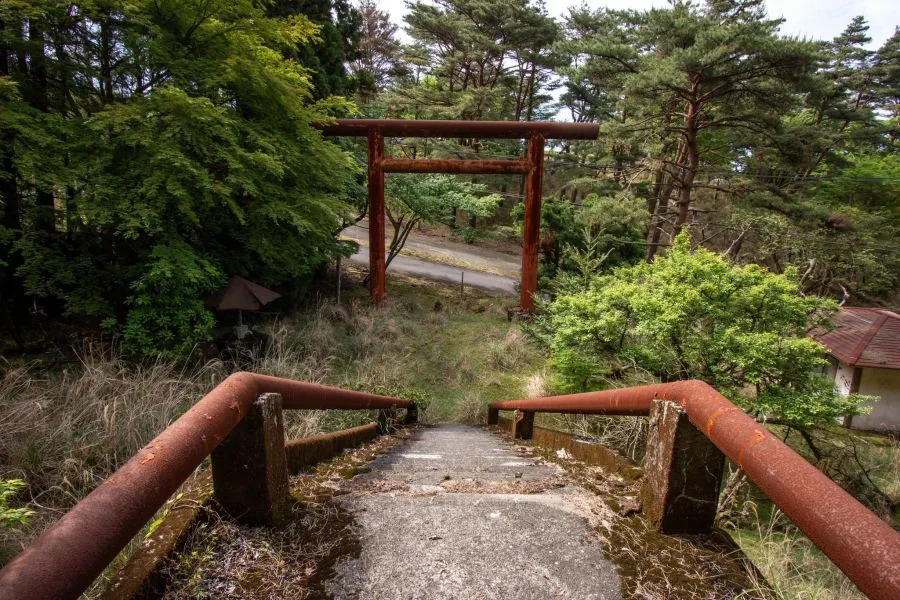 일본, 여름의 폐신사⛩_2.jpg