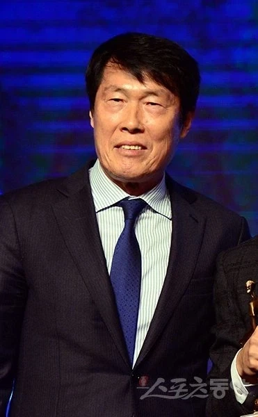차기 축협회장으로 차범근옹은 어떨는지_1.webp