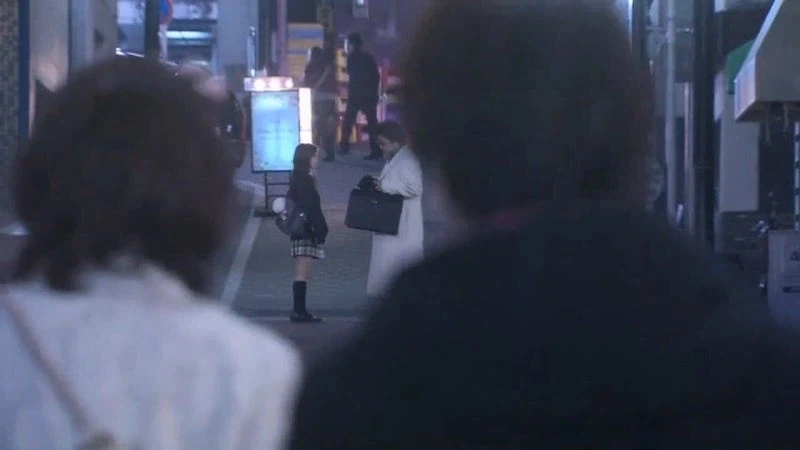 직장상사가 여고생이랑 파파카츠하는걸 봐버린 여직원_1.webp