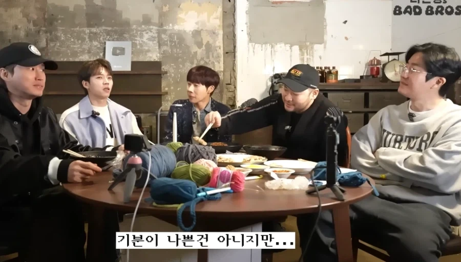 후배들(15년차)에게 조언하는 에픽하이_4.webp