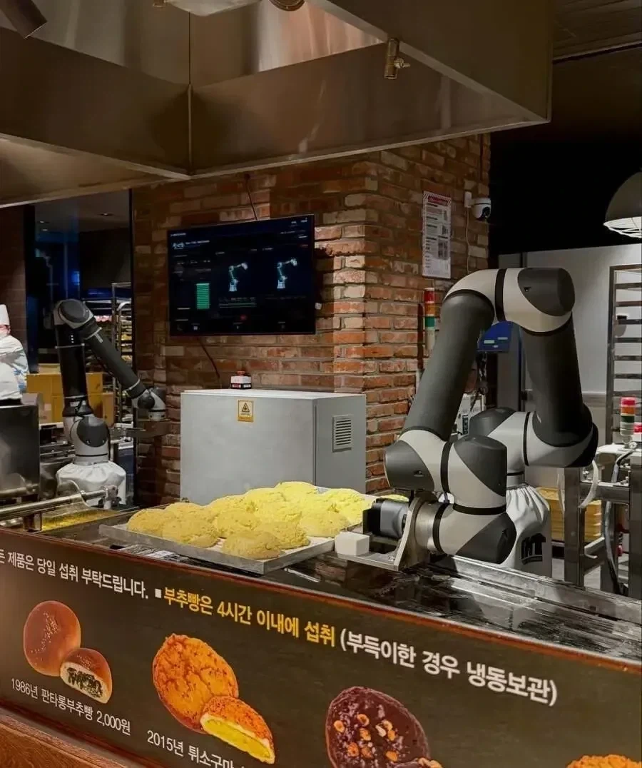 하루에 빵 1만 5천개 만든다는 성심당 막내_7.webp