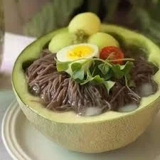 의외로 맛있다는 냉면_1.webp