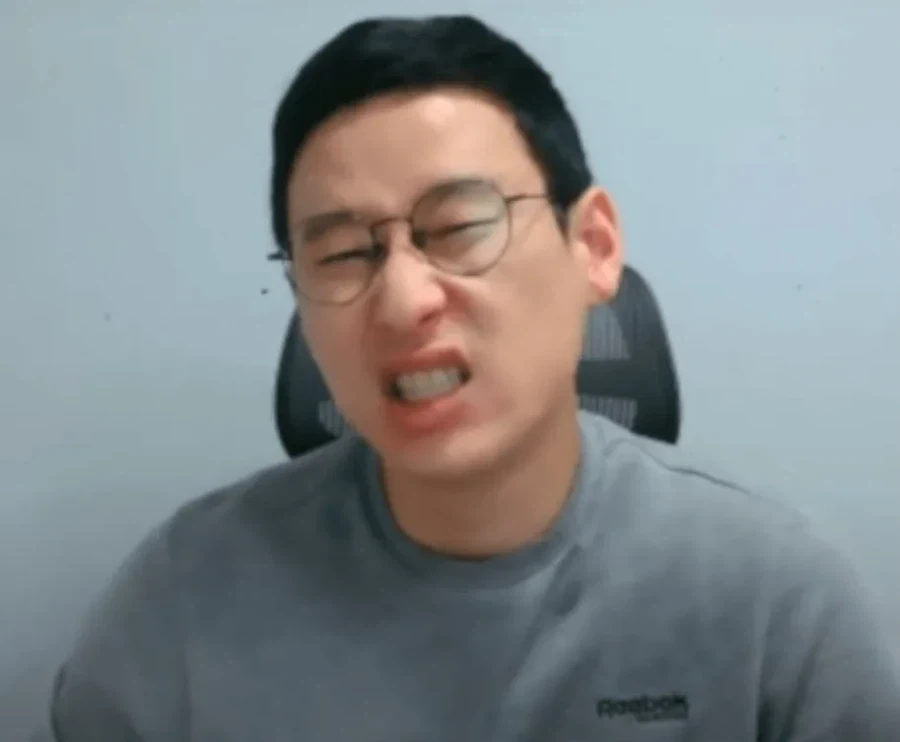 혹시 이것도 검열 먹나_1.webp