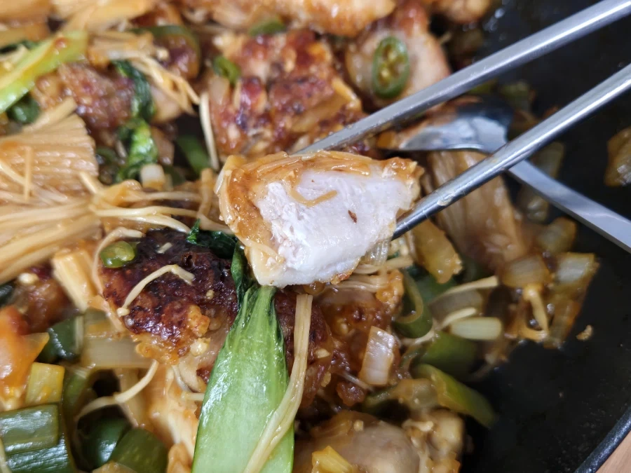 치킨 1kg 먹기_2.webp