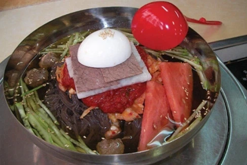 호불호 갈리는 냉면....JPG_1.webp