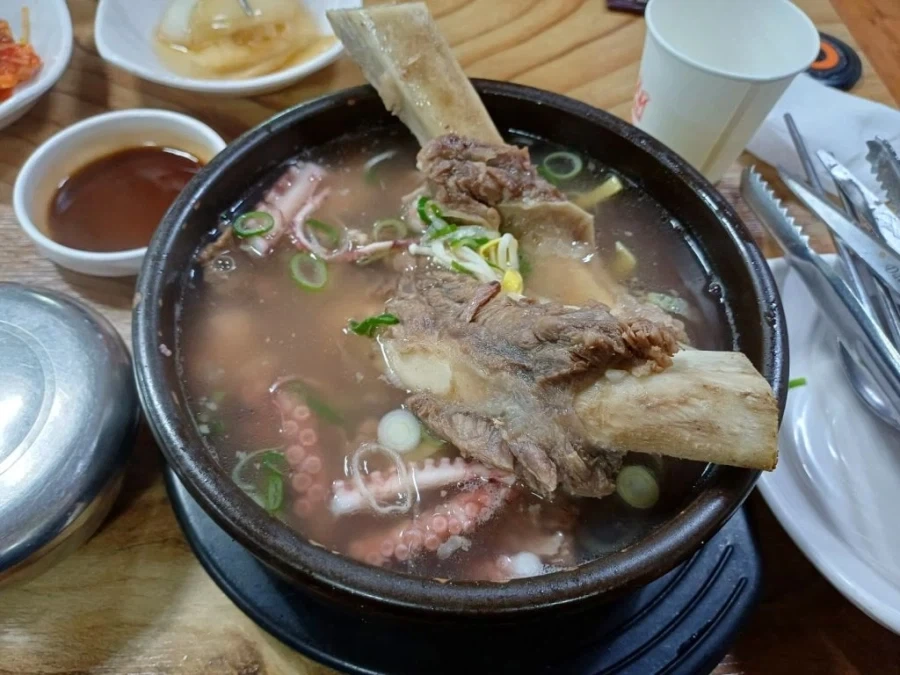 갈비탕 vs 갈비찜_1.webp