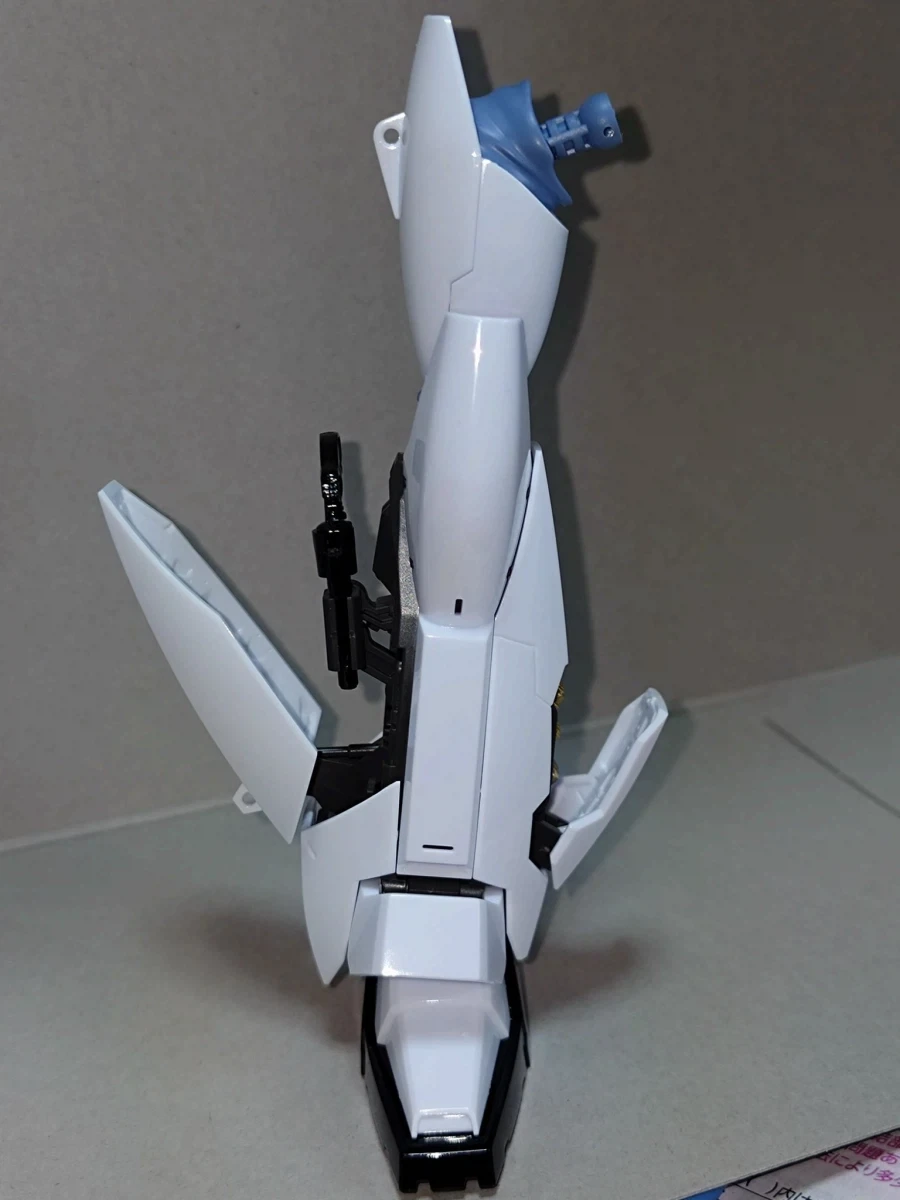 RG 1/48 잉그램 플러스 사이즈 비교 + 다리 수납 기믹 전개 사진_4.webp