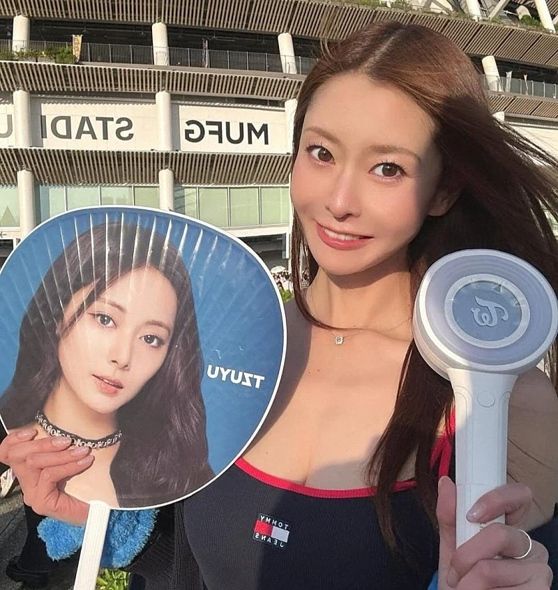 고2 아들을 둔 AV배우..._3.webp