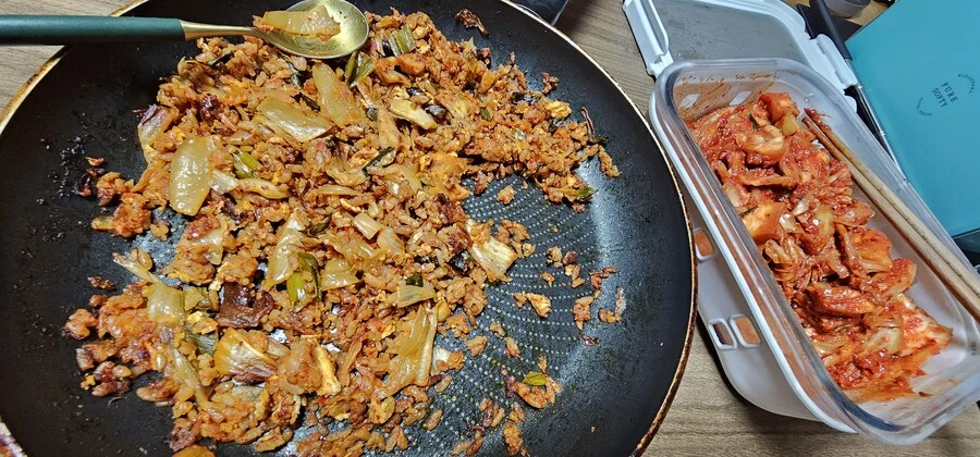 김치볶음밥과 먹으면 맛있다는것 .jpg_1.jpg
