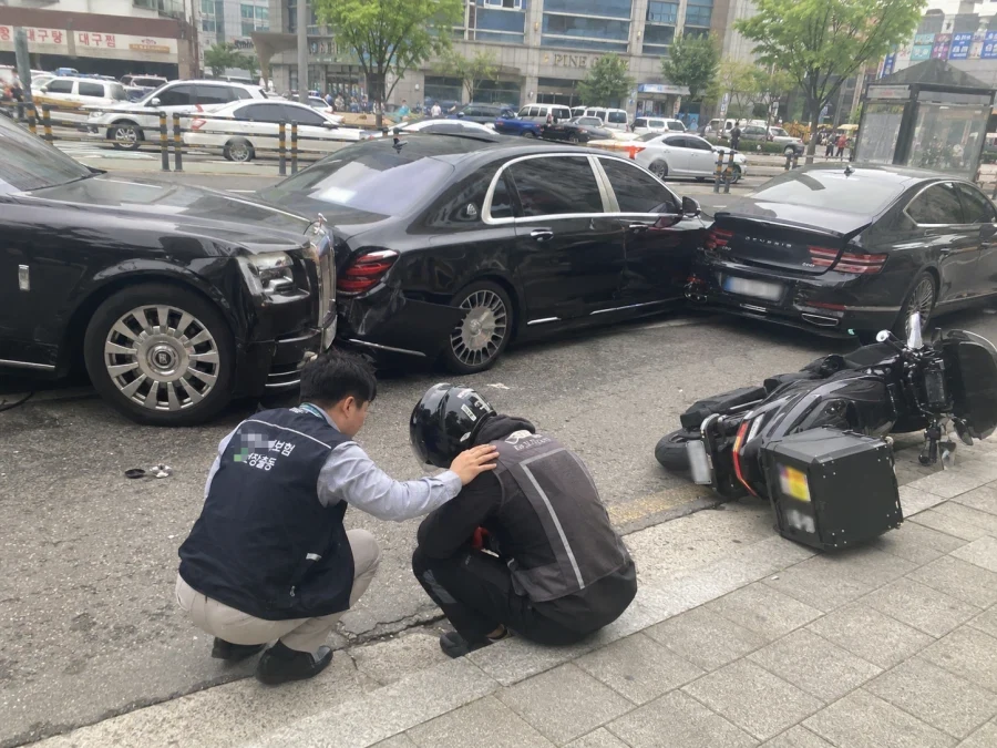 AI가 만든 기괴함 없는 공포스런 연출사진_6.webp