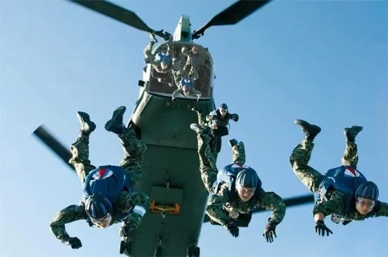 낙하산 아닌 낙하산_3.webp