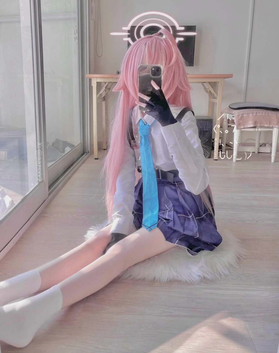 살짝 슬랜더인 코스프레녀_5.jpg