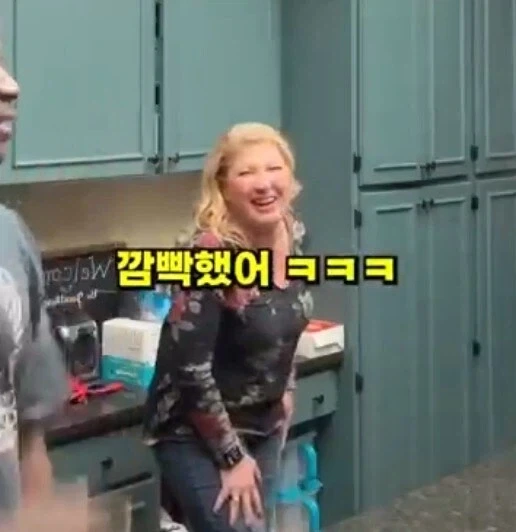 입양한 아들이 잘 자라서 기쁘다는 부모님_15.webp