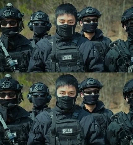 연예인 군복 5대장_5.webp