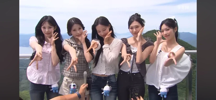 뉴스 타서 신난 아이도루_5.webp