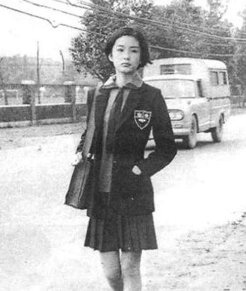 동방불패의 임청하 누나 고등학교 시절 모습.jpg_3.webp