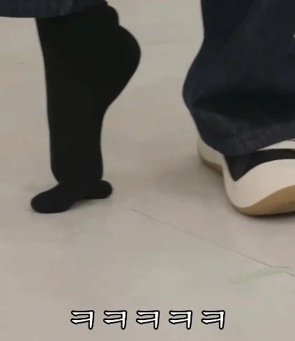아이돌 개인기의 신기원_2.webp