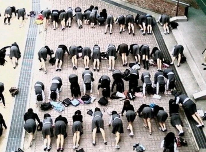 공포의 옛날학교 체벌강도.jpg_2.jpg