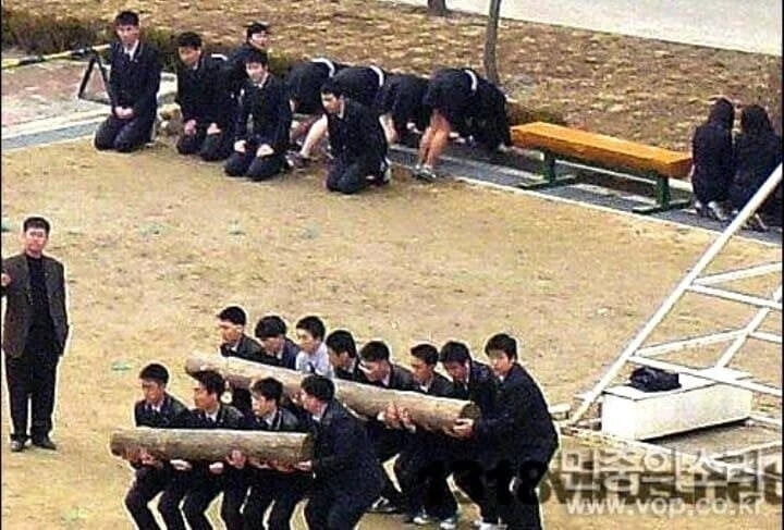 공포의 옛날학교 체벌강도.jpg_6.jpg