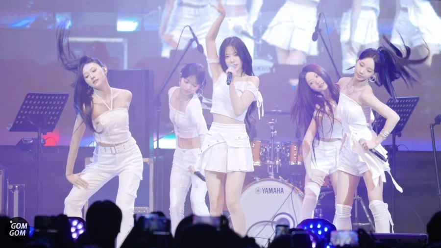아이돌은 본업 때랑 일상 갭차이가 엄청나긴 하네_2.webp