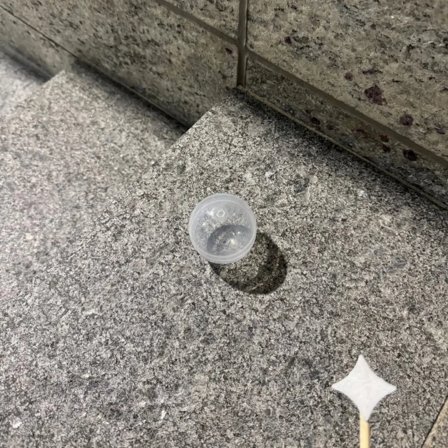사진을 ai처럼 바꿔주는 마법의 지팡이.jpg_8.webp