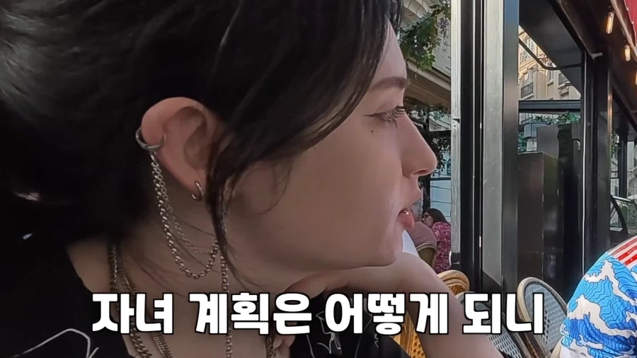 프랑스인 처남에게 K-명절 잔소리를 시전했다._17.webp