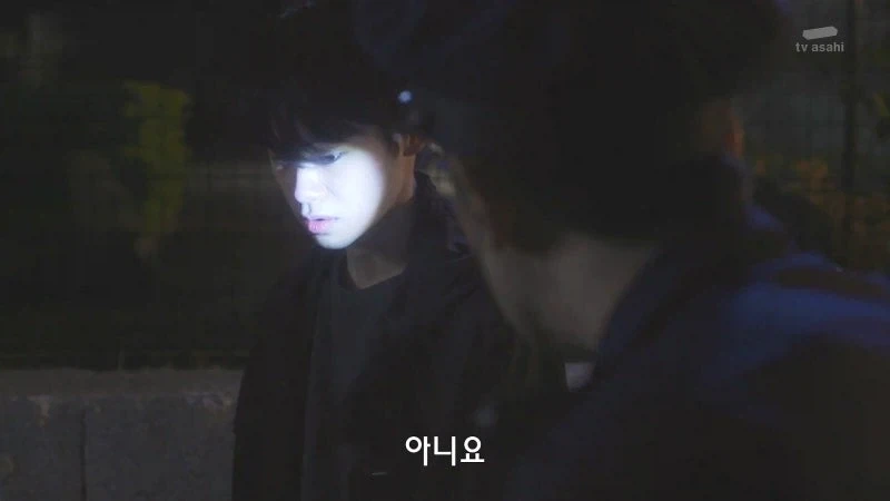 경찰관한테서 권총을 빼앗은 사이코패스가 한 짓거리_3.webp
