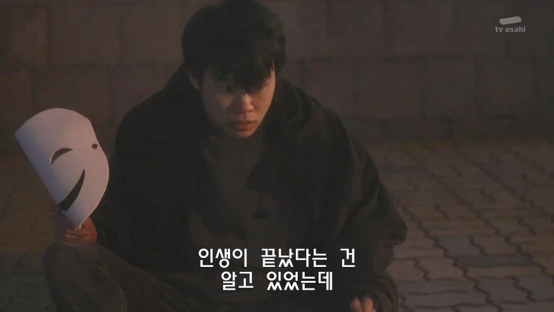 경찰관한테서 권총을 빼앗은 사이코패스가 한 짓거리_13.webp
