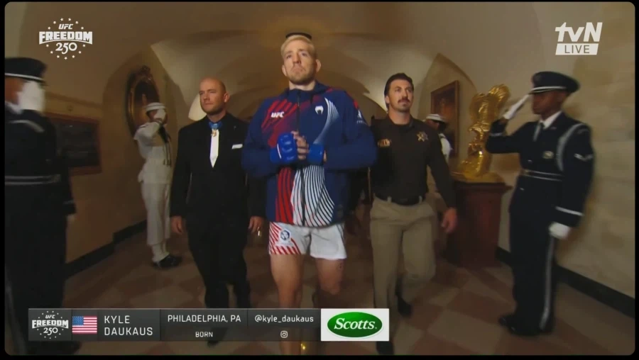 ufc 백악관 생쇼 가관이네 ㅋㅋㅋㅋㅋㅋ_2.webp