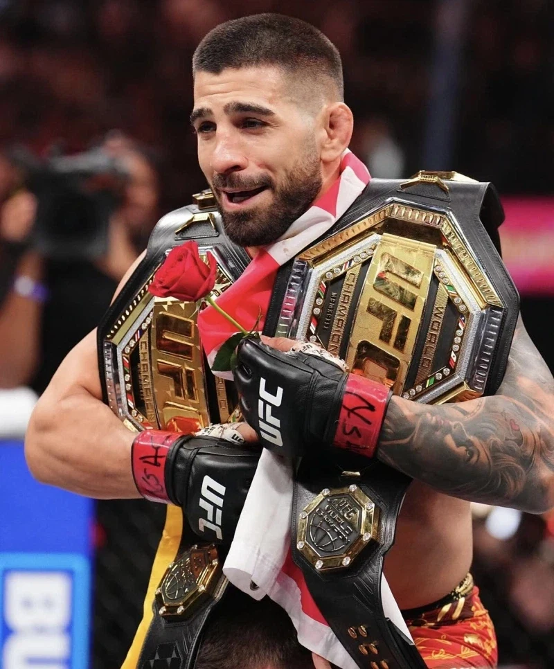 UFC) 진짜 MMA는 예측 불가능인걸 보여주는 연결고리_1.webp