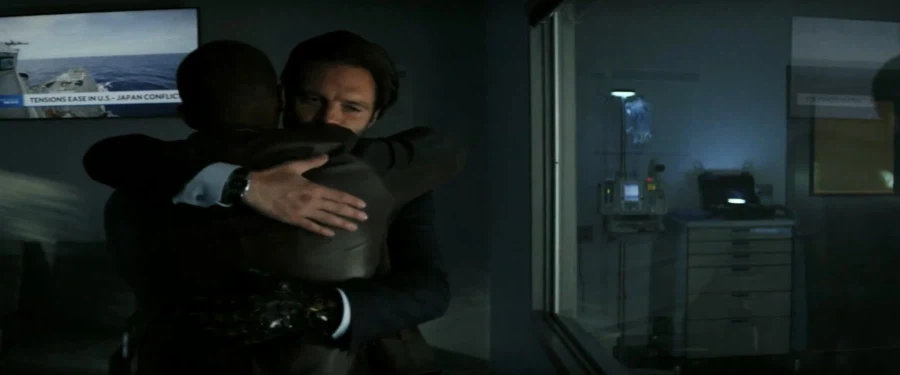 MCU)버키를 보자 격하게 반가워 하는 샘_5.webp
