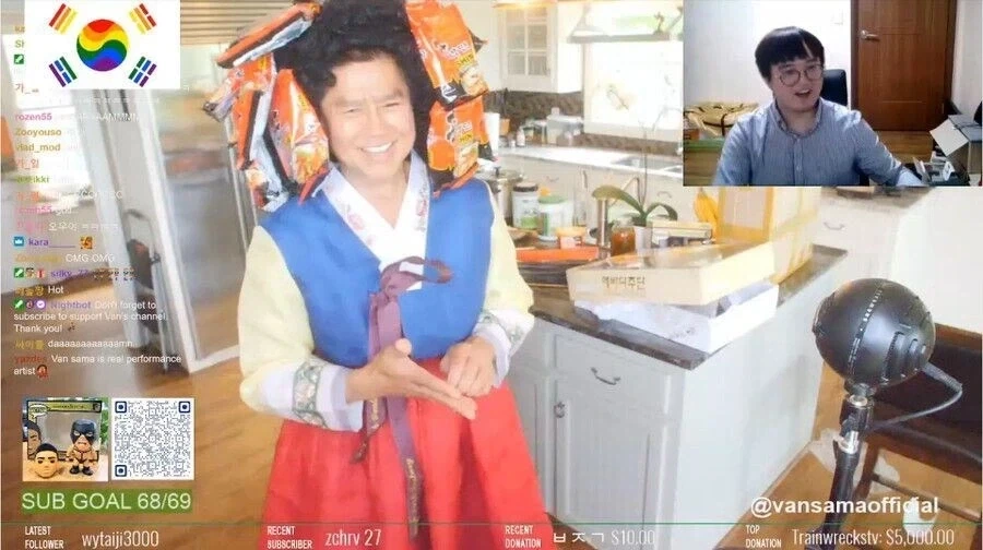 한복 홍보하는 유명 인플루언서_2.webp