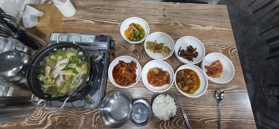 9000원 백반(직장인들이 도시락을 꺼리는 이유)_2.webp