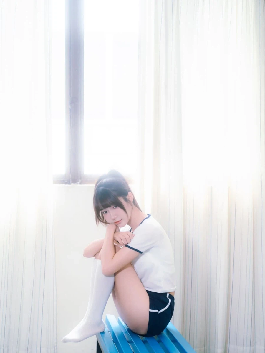 호불호 갈리는 복장 jpg_4.webp
