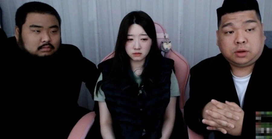 조폭들에게 빚변제로 엑셀방송 들어가는 사연_1.webp