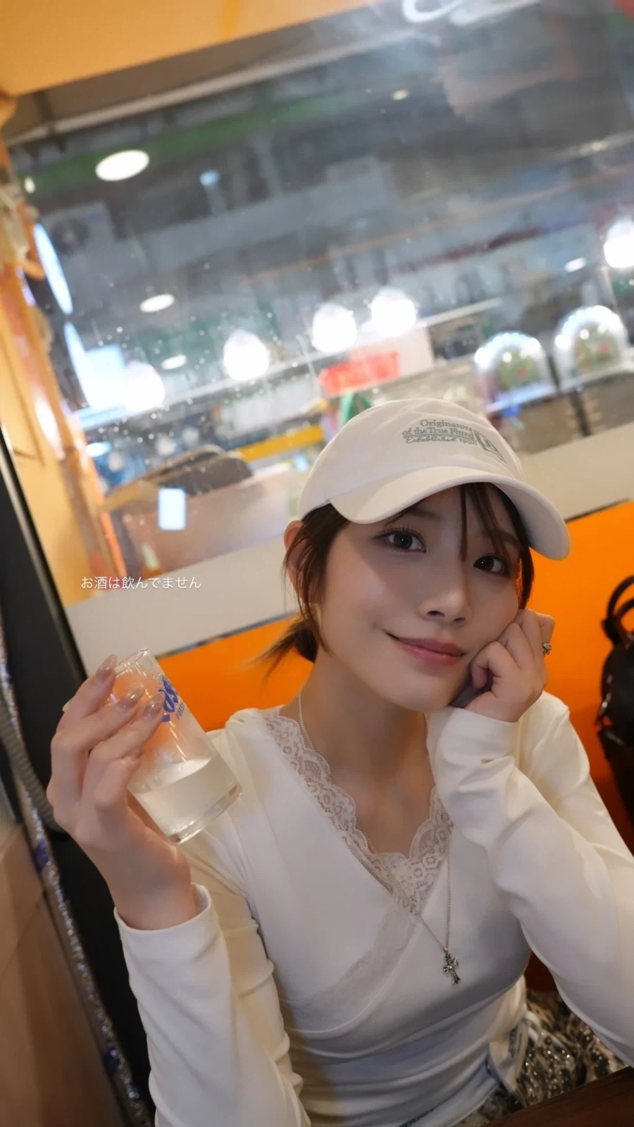 한국에 왔다는 일본여성 jpg_2.webp